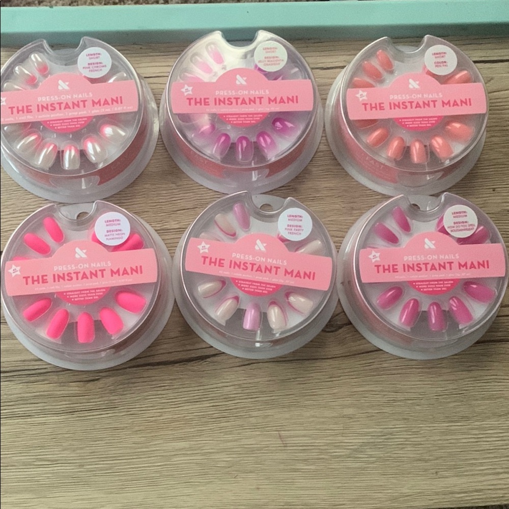 NWT Pink Olive and June press on nail sets (6)